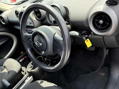 MINI Crossover