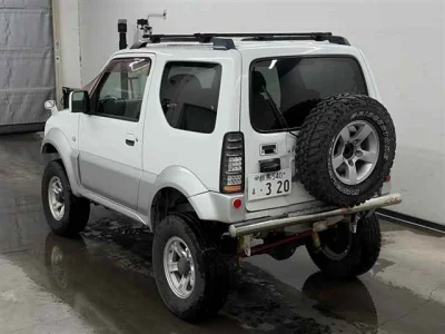 Suzuki Jimny Sierra