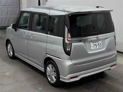 Suzuki Solio