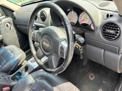Chrysler JEEP CHEROKEE