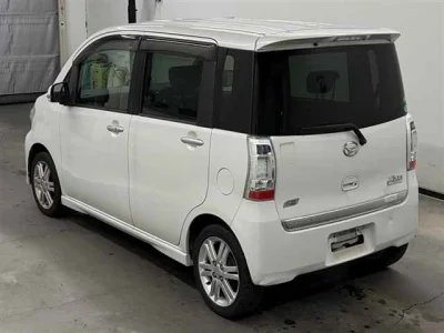 Daihatsu TANTO EXE