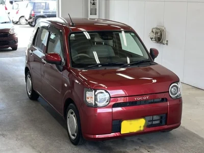 Daihatsu Mira Tocot