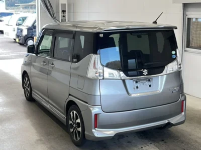 Suzuki Solio
