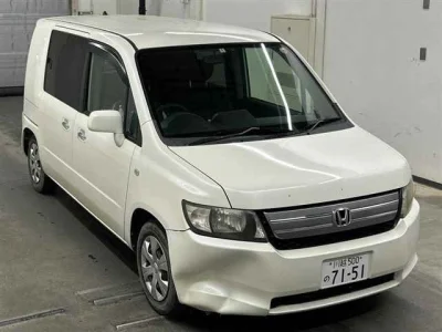 Honda Mobilio Spike