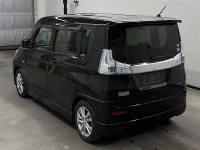 Mitsubishi Delica D:2