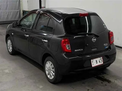 Nissan March