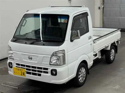 Nissan NT100 Clipper