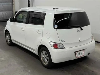 Toyota bB
