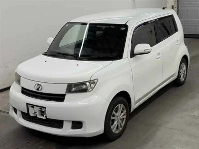 Toyota bB