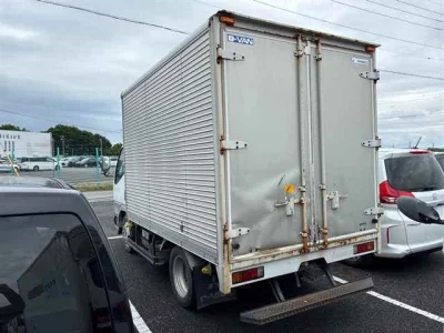 Mitsubishi Fuso Canter