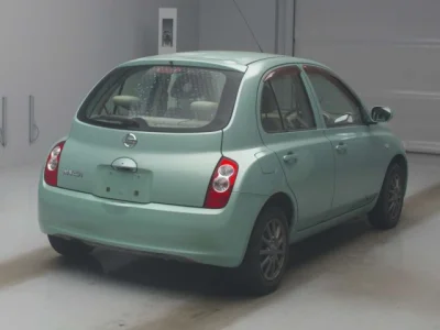 Nissan March