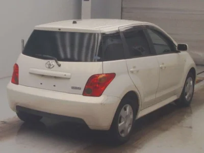 Toyota Ist