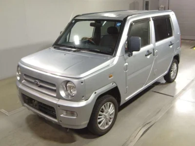 Daihatsu Naked
