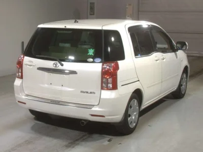 Toyota Raum