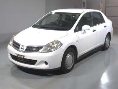 Nissan Tiida Latio