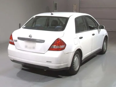 Nissan Tiida Latio