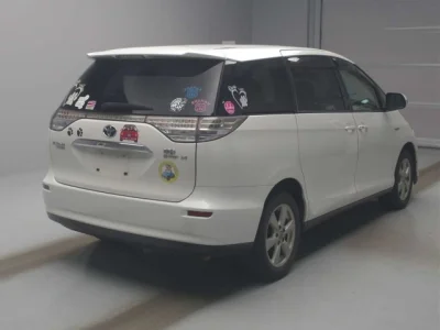 Toyota Estima Hybrid