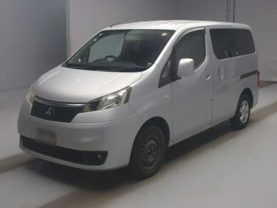 Mitsubishi Delica D:3