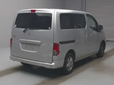 Mitsubishi Delica D:3