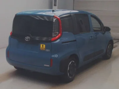 Toyota Sienta
