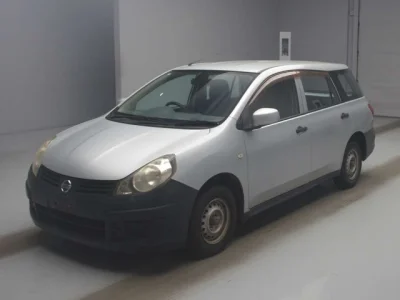 Nissan AD