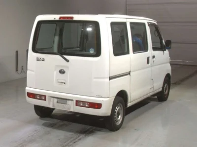 Toyota Pixis Van
