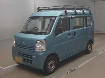 Mitsubishi Minicab Van