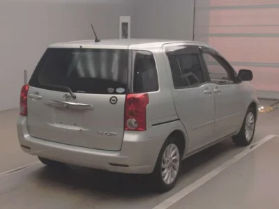 Toyota Raum