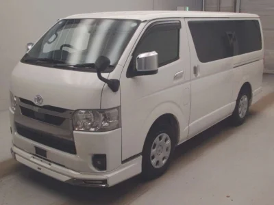Toyota HiAce Van