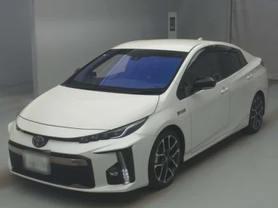 Toyota Prius PHV