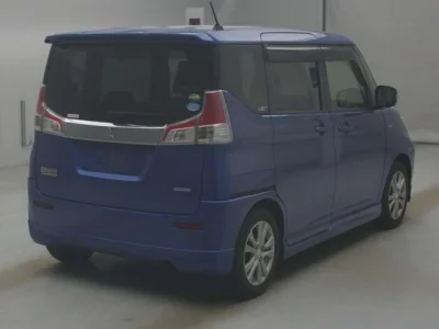 Mitsubishi Delica D:2