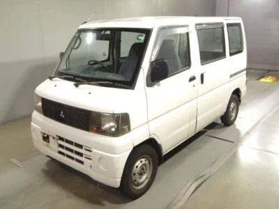 Mitsubishi Minicab Van