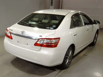 Toyota Premio