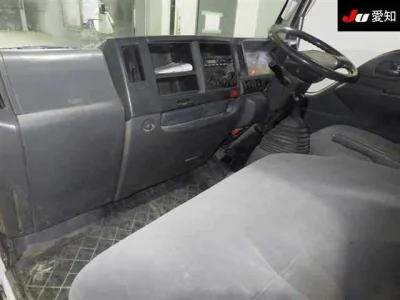 Mazda Titan