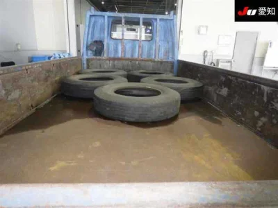 Mazda Titan