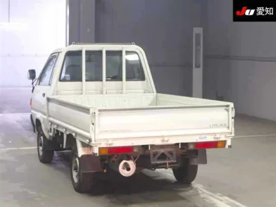 Toyota Lite Ace Truck