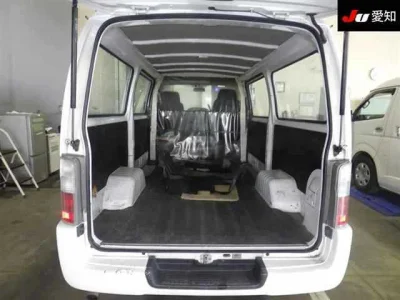 Nissan Caravan