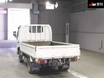 Nissan Atlas