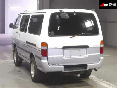 Toyota HiAce Van