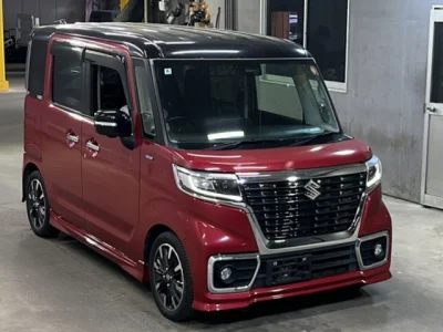 Suzuki Spacia