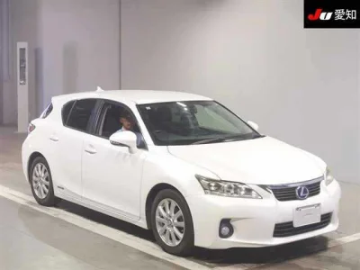 Lexus CT200h