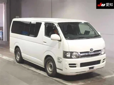 Toyota HiAce Van