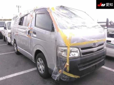 Toyota HiAce Van