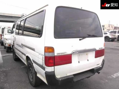 Toyota HiAce Van