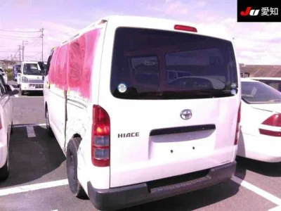 Toyota HiAce Van