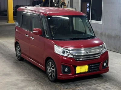 Suzuki Spacia