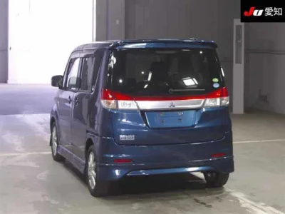 Mitsubishi Delica D:2