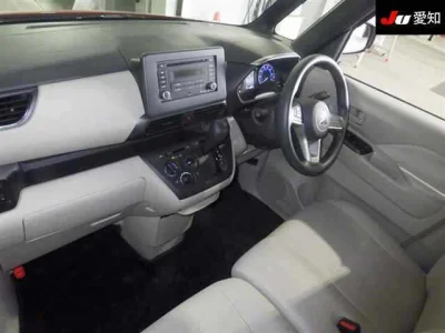 Mitsubishi eK X Space