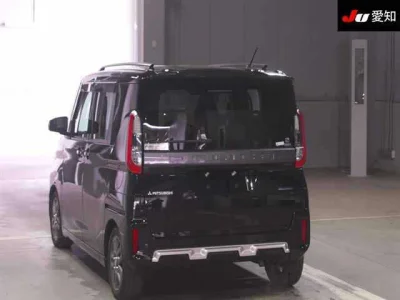 Mitsubishi Delica Mini