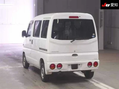 Mitsubishi Minicab Van